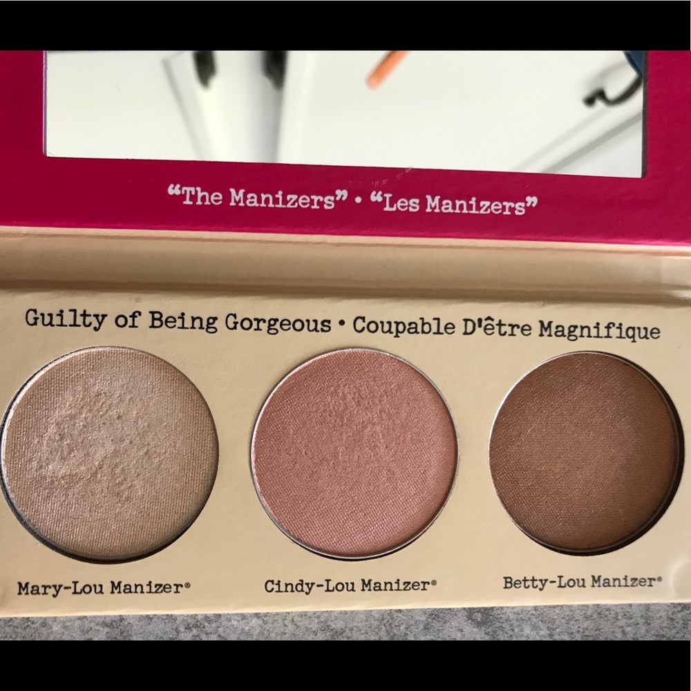 The Balm The Manizer Sisters Highlight Palette